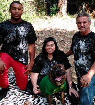 Illustration de l'article : Ce chien ne supporte plus la vie en refuge et pleure chaque jour toutes les larmes de son corps (vidéo)