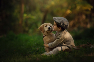 Illustration de l'article : 16 photos racontant la merveilleuse complicité unissant un garçon et sa chienne Golden Retriever