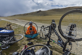 Illustration de l'article : 18 photos d'un Chien Loup Tchécoslovaque passionné de voyages et de découvertes