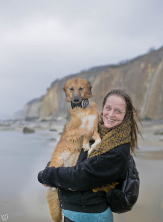 Illustration de l'article : 16 photos splendides de Tofu, la chienne amoureuse des fleurs et des randonnées