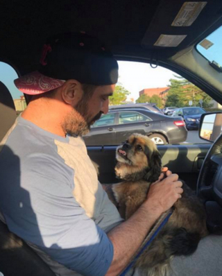 Illustration de l'article : 20 photos de personnes qui ne souhaitaient pas avoir de chien et qui ont changé d'avis