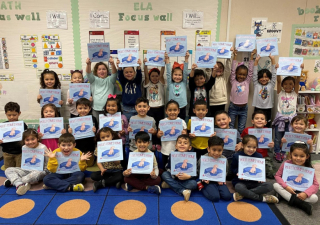 Illustration de l'article : L’histoire de Piglet, un chien sourd et aveugle ayant l’apparence d’un jeune cochon