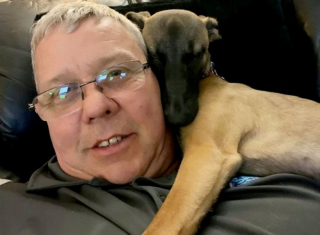 Illustration de l'article : Abandonn&eacute;e &agrave; cause de son handicap, cette chienne cherchait une famille capable de l&rsquo;aimer comme elle &eacute;tait